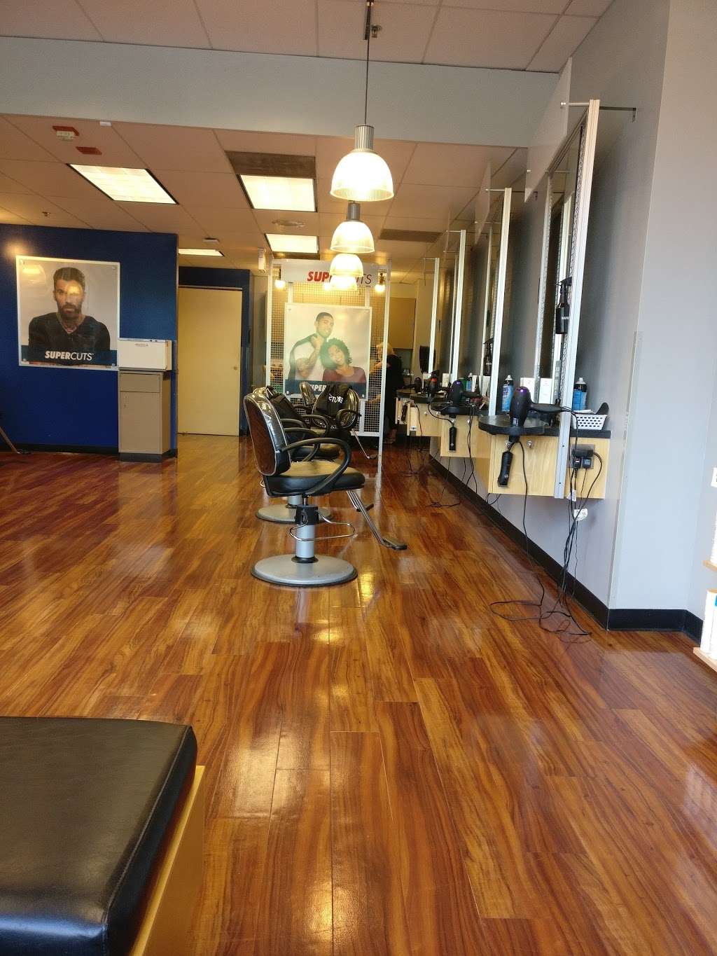 Supercuts | 324 S Michigan Ave, Chicago, IL 60604, USA | Phone: (312) 341-9797