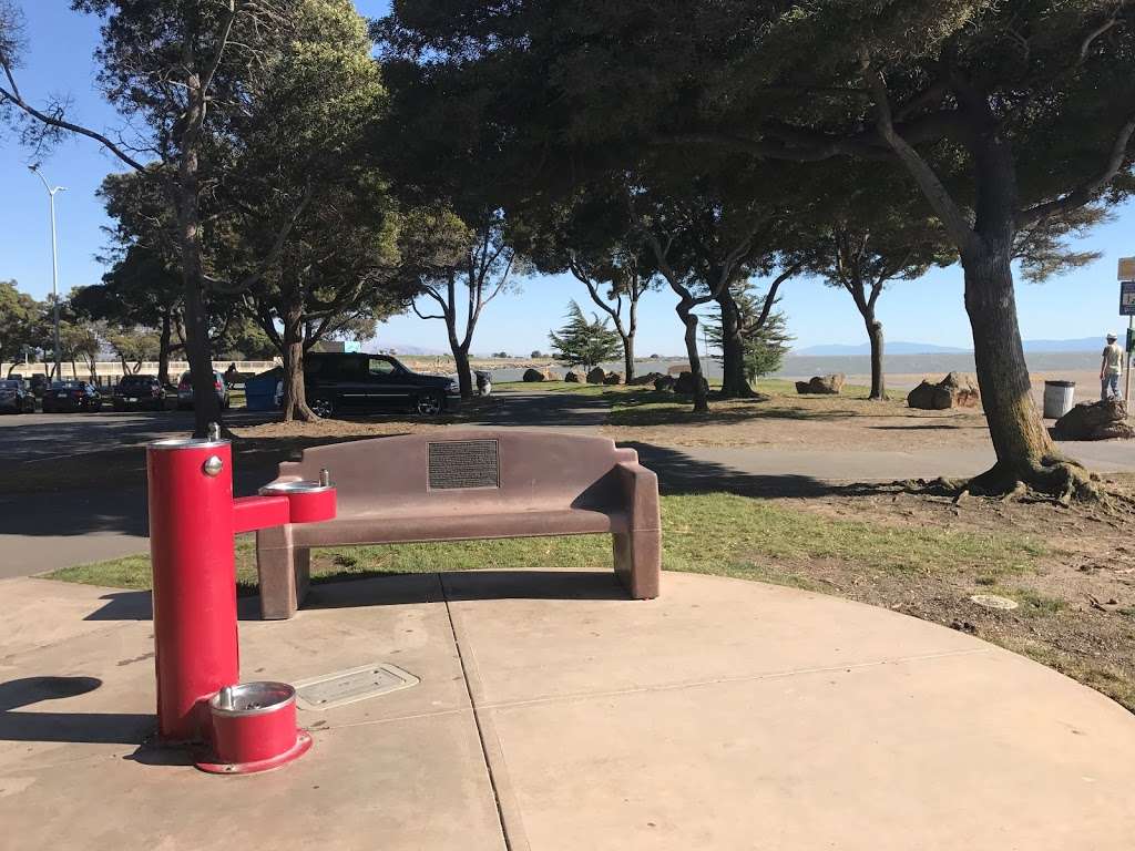 Luster Knight Memorial Bench | 080G092400105, San Leandro, CA 94577, USA