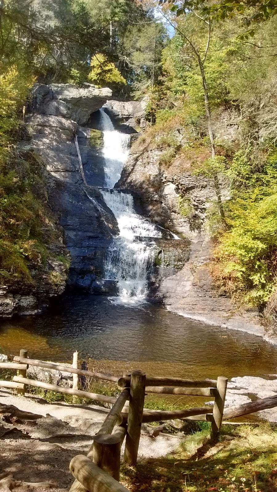 Parking Lot For Raymondskills Falls | 1978 18324, River Rd, Milford, PA 18337, USA