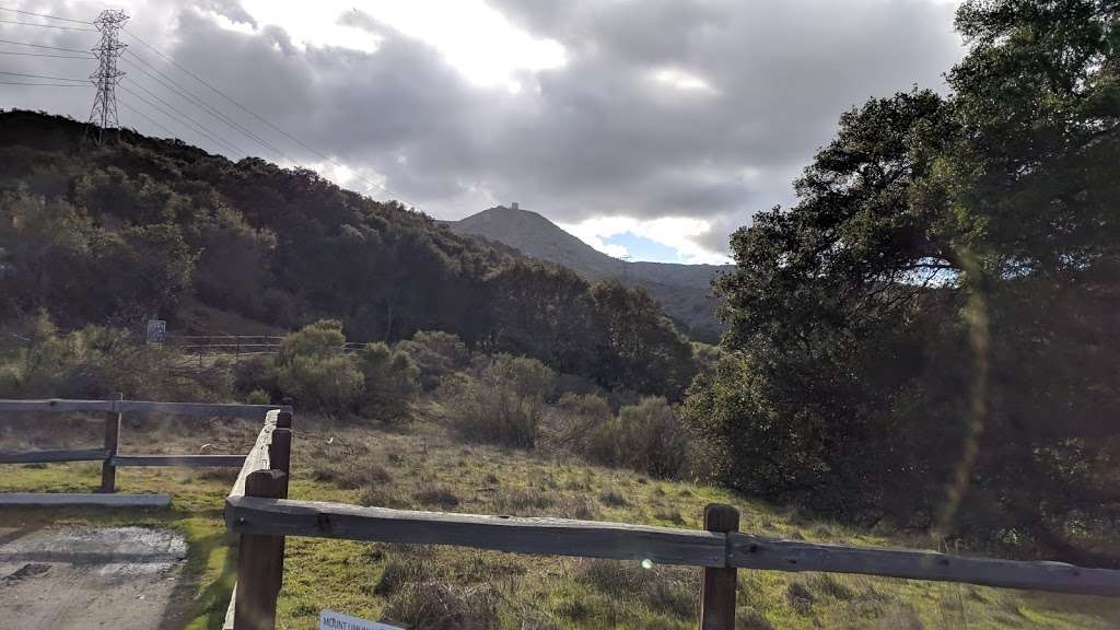 Woods Trail trailhead | Hicks Rd & Mt Umunhum Rd, Los Gatos, CA 95032