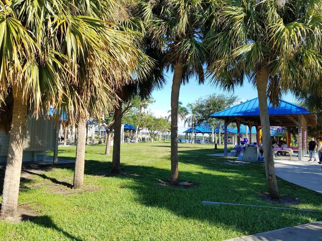 Intracoastal Park Clubhouse | 2240 N Federal Hwy, Boynton Beach, FL 33435, USA | Phone: (561) 742-6650