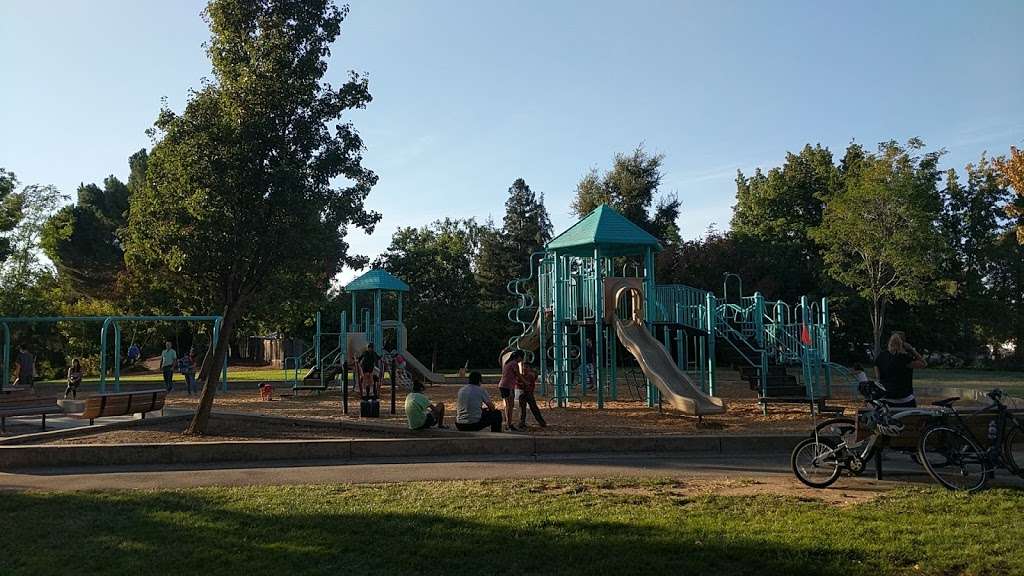 Independence Park Playground | 2493 Regent Rd, Livermore, CA 94550, USA