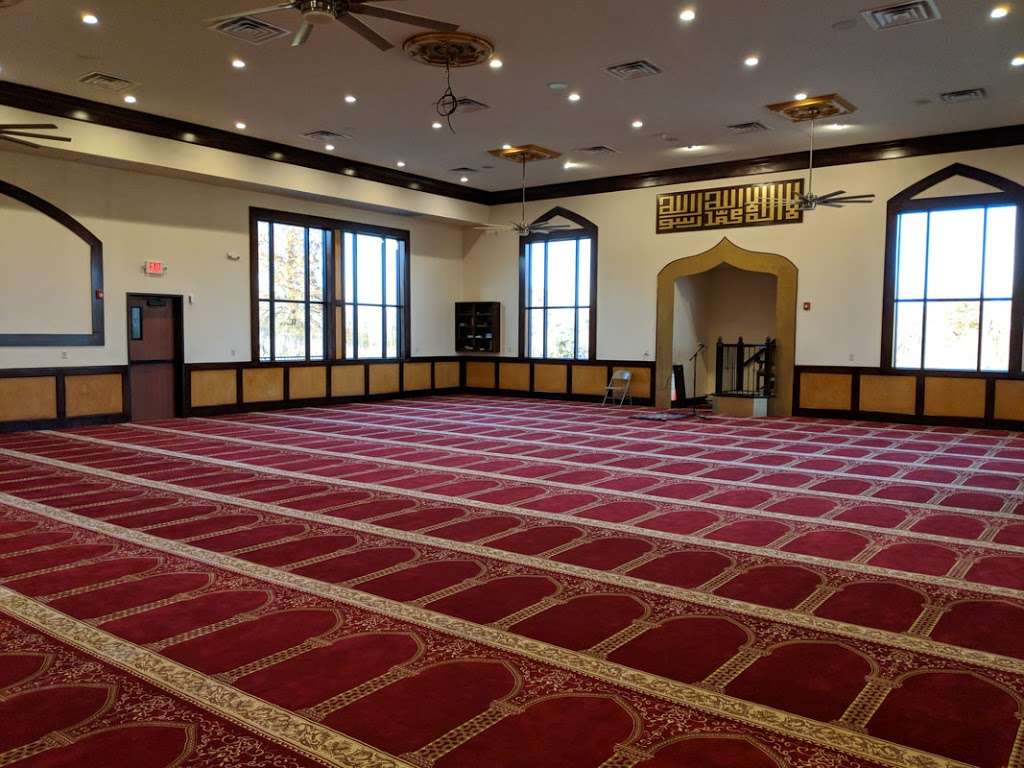 The Islamic Center of Northland | 8801 N Central St, Kansas City, MO 64155, USA | Phone: (816) 734-0011