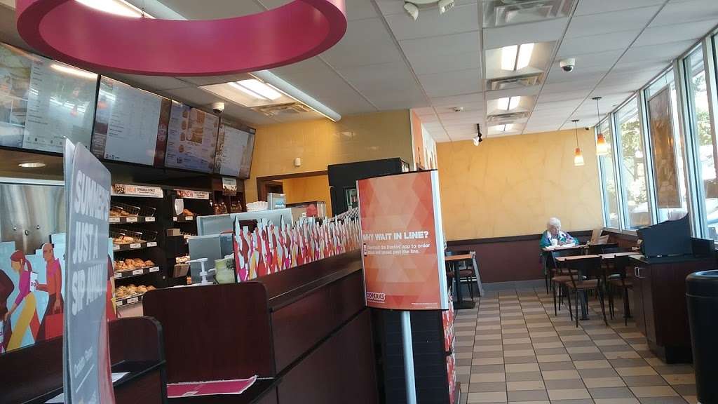 Dunkin | 635 Crescent St, Brockton, MA 02302, USA | Phone: (508) 427-9811