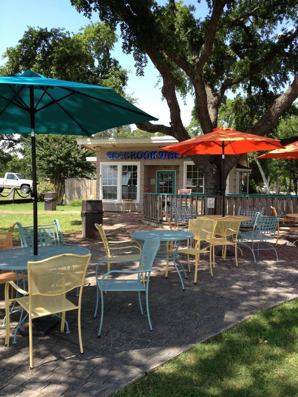 Seabrook Waffle Company | 1402 5th St, Seabrook, TX 77586, USA | Phone: (281) 291-8186