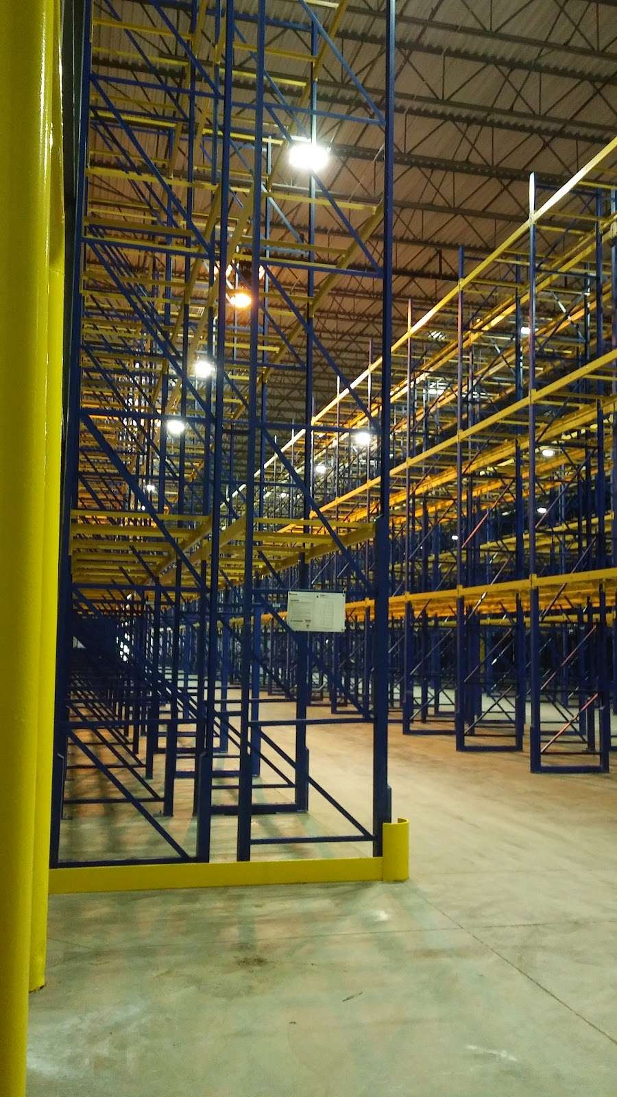 Interstate Warehousing | 1401 S Keystone Ave, Indianapolis, IN 46203, USA | Phone: (317) 781-4285