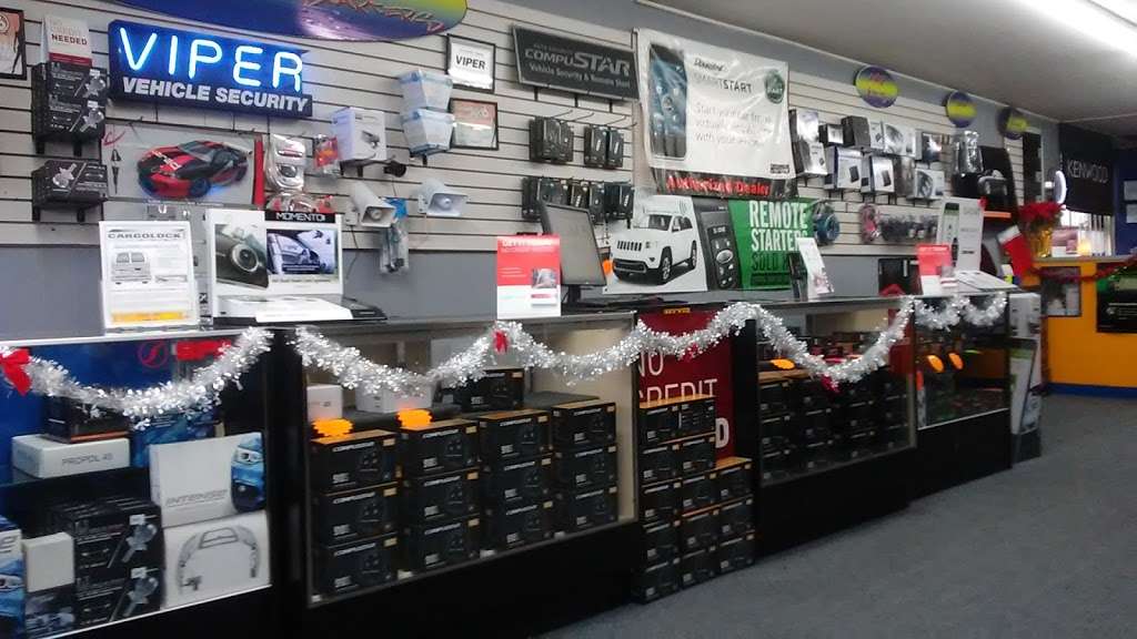 Soundbytes Automotive Electronics,Inc | 328 E North Ave, Northlake, IL 60164 | Phone: (708) 492-0899