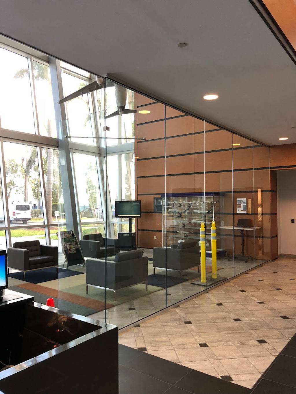 Krystal Klear Glass Doors Inc | 15991 SW 142nd Terrace, Miami, FL 33196, USA | Phone: (305) 227-4033