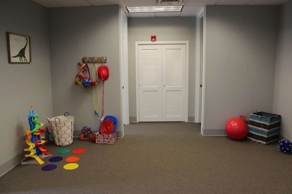 North Shore Pediatric Therapy | 907 N Elm St #308, Hinsdale, IL 60521 | Phone: (877) 486-4140