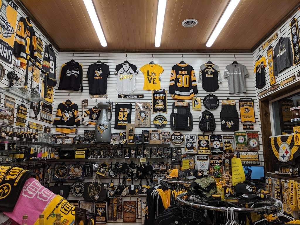 Black & Gold Headquarters | 16528 Lincoln Hwy, Breezewood, PA 15533, USA | Phone: (814) 735-4366