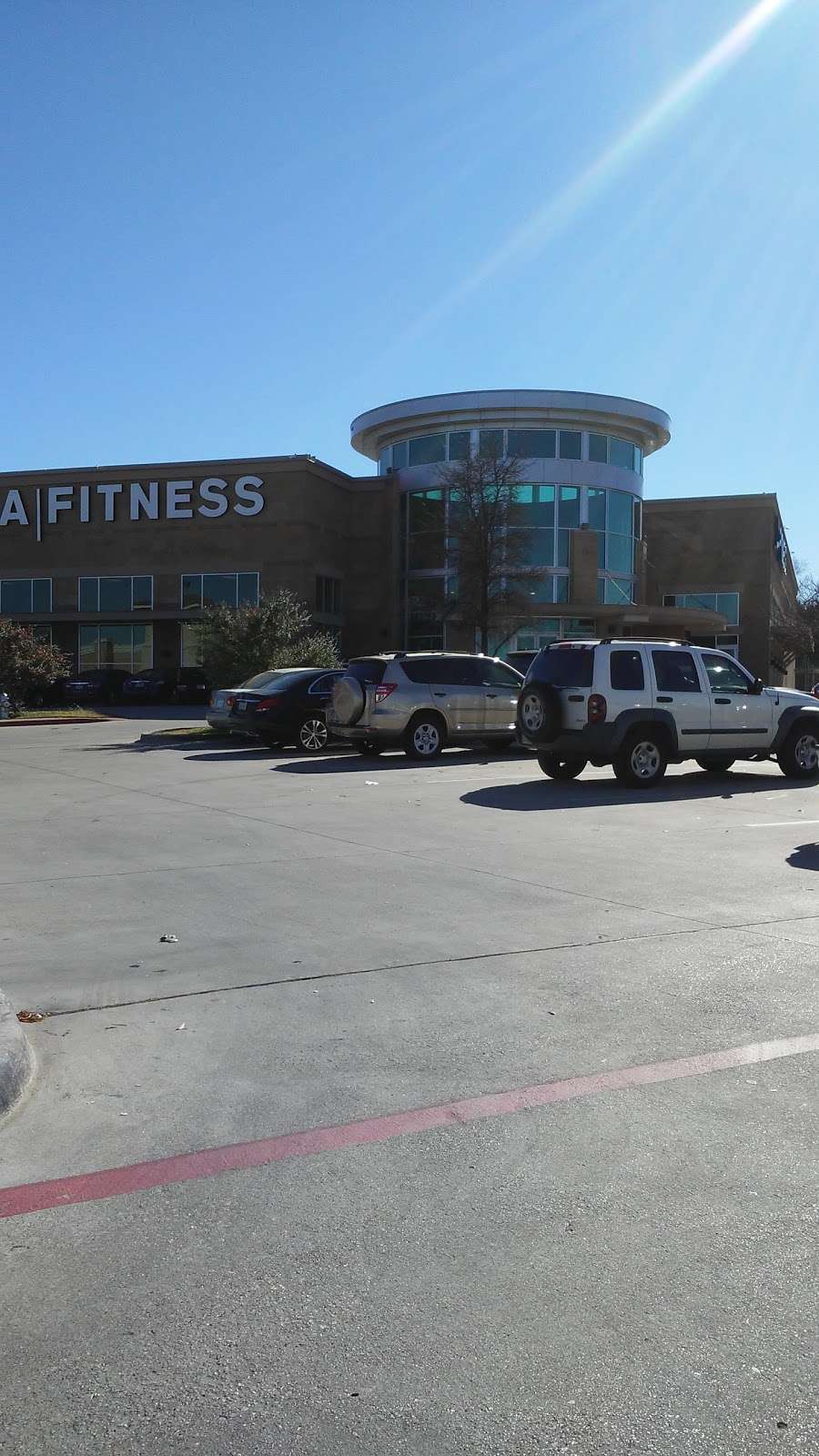 LA Fitness | 114 E Hwy 67, Duncanville, TX 75137, USA | Phone: (972) 499-4889