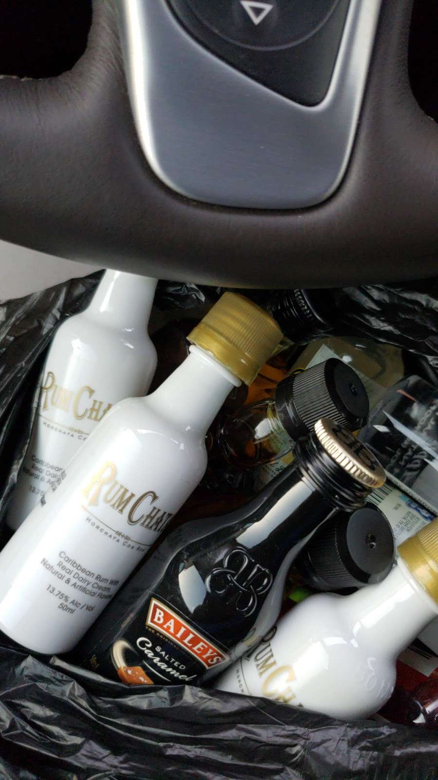 Paylow Liquor & Beer Wine 3701 W Clarendon Dr 200, Dallas, TX 75211