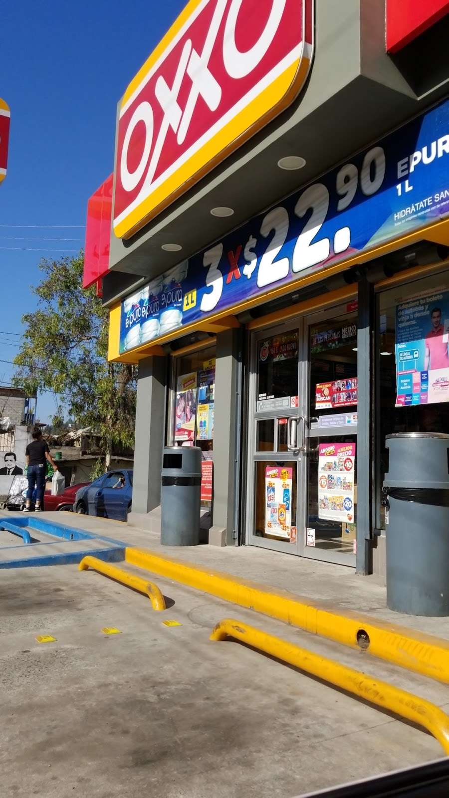 OXXO | Calzada Mimihuapan 13400, Lomas Taurinas, 22410 Tijuana, B.C., Mexico