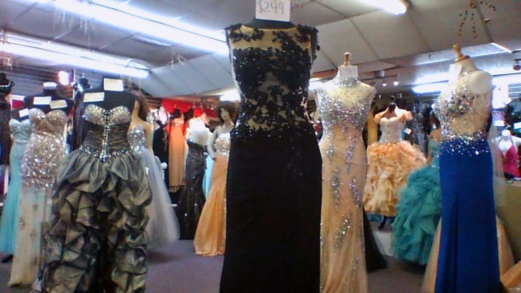 Elegant Formals | 9805 Harwin Dr A, Houston, TX 77036, USA | Phone: (713) 952-9416