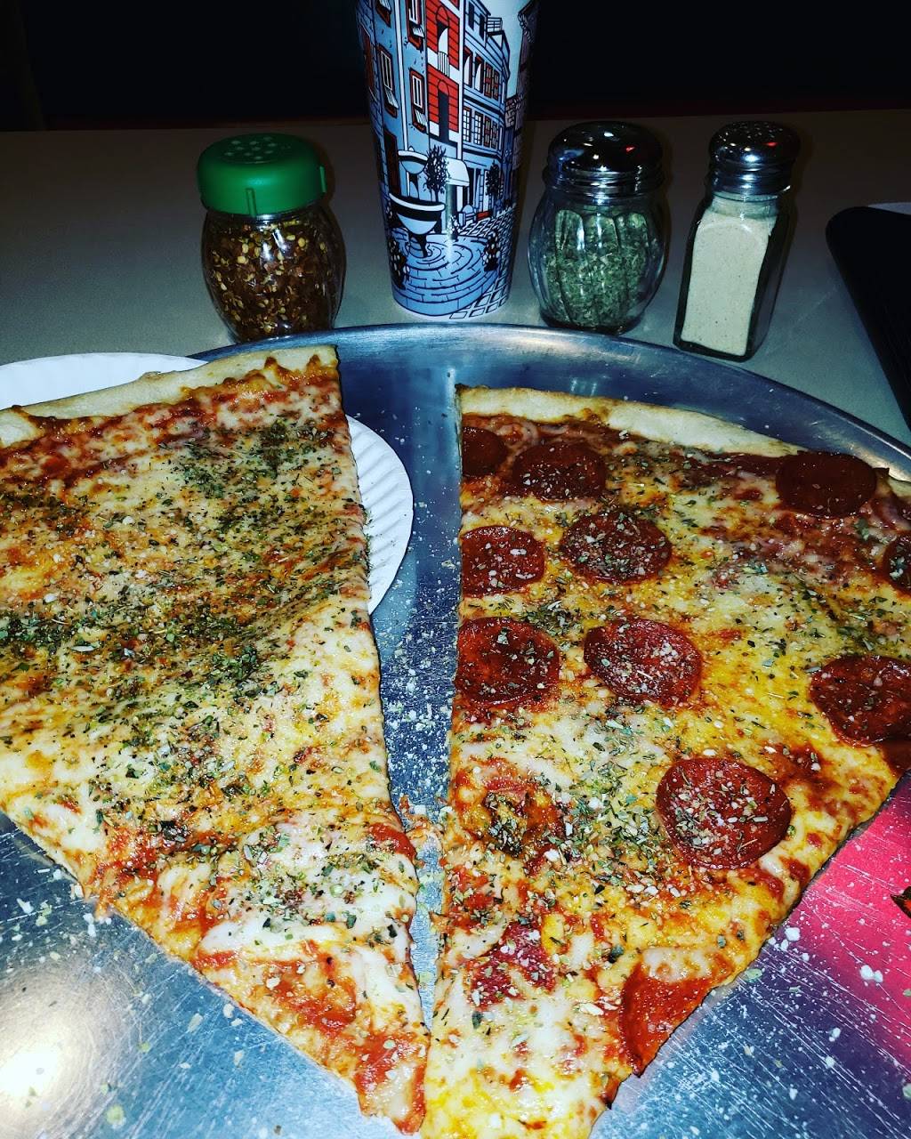 Tonys Pizza | 1530 Overland Park Ln, Charlotte, NC 28262, USA | Phone: (704) 688-6880