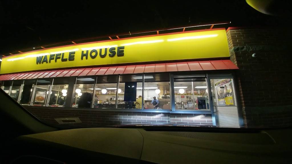 Waffle House | 505 N Bluff Rd, Collinsville, IL 62234, USA | Phone: (618) 344-6343