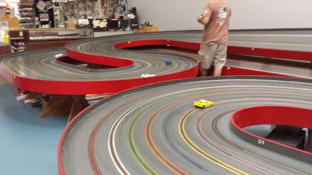 J & J Model Car Race Place | 1151 NJ-33, Farmingdale, NJ 07727, USA | Phone: (732) 938-5215