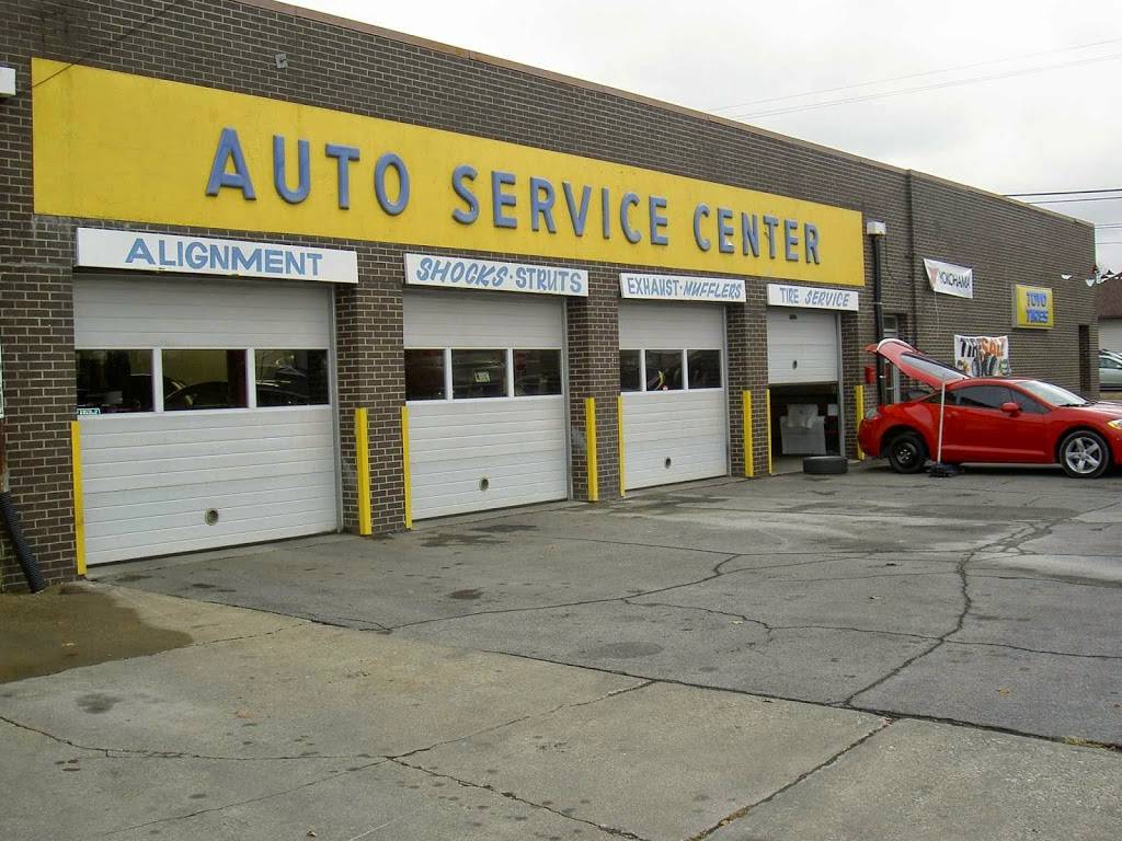 Neal Tire & Auto Service | 317 N Jackson St, Greencastle, IN 46135, USA | Phone: (765) 653-9400
