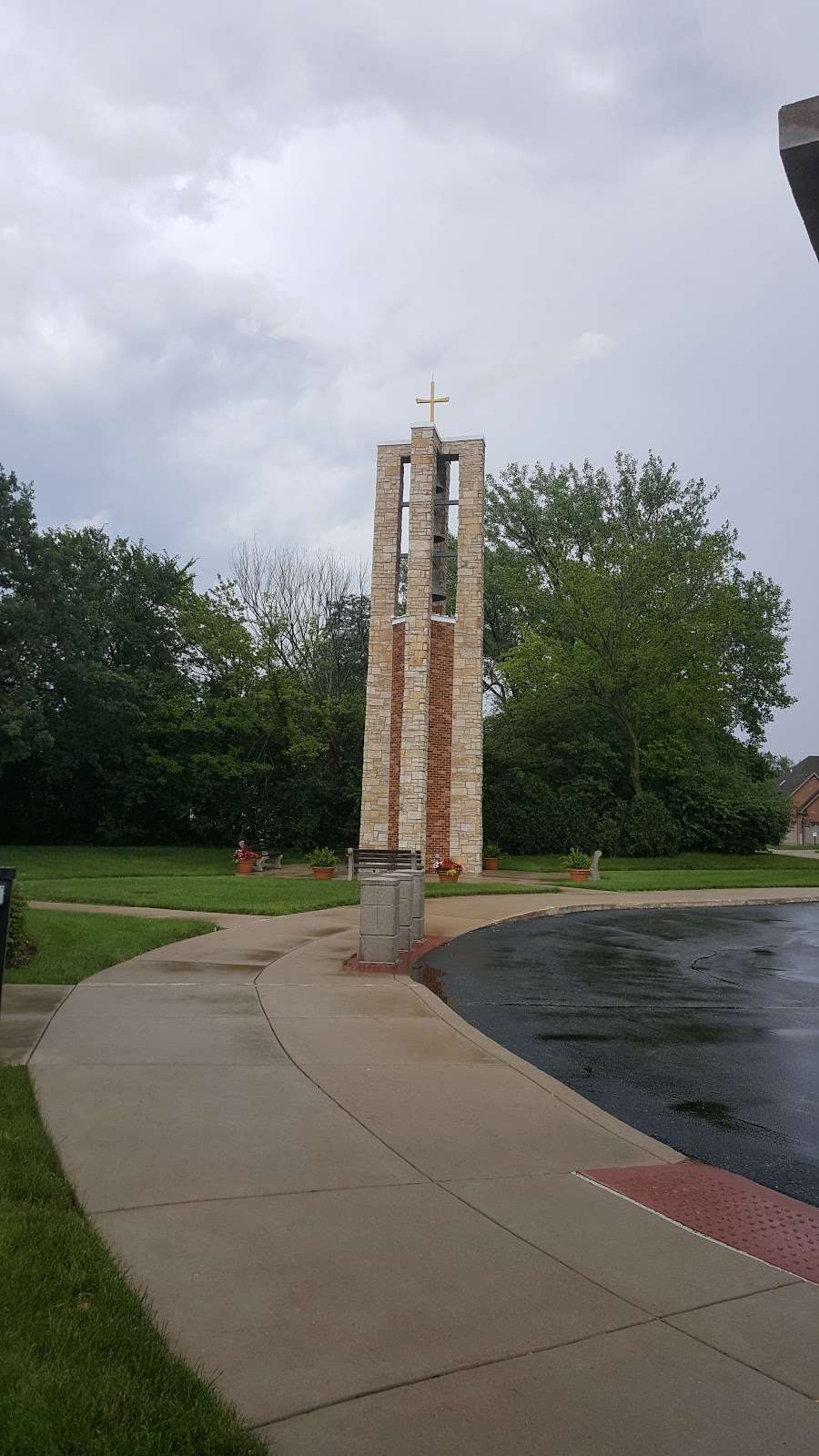 Visitation Catholic Church | 851 S York St, Elmhurst, IL 60126 | Phone: (630) 834-6700