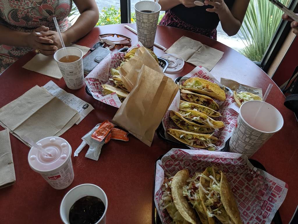 Jack in the Box | 2985 W Valencia Rd, Tucson, AZ 85746 | Phone: (520) 883-7484