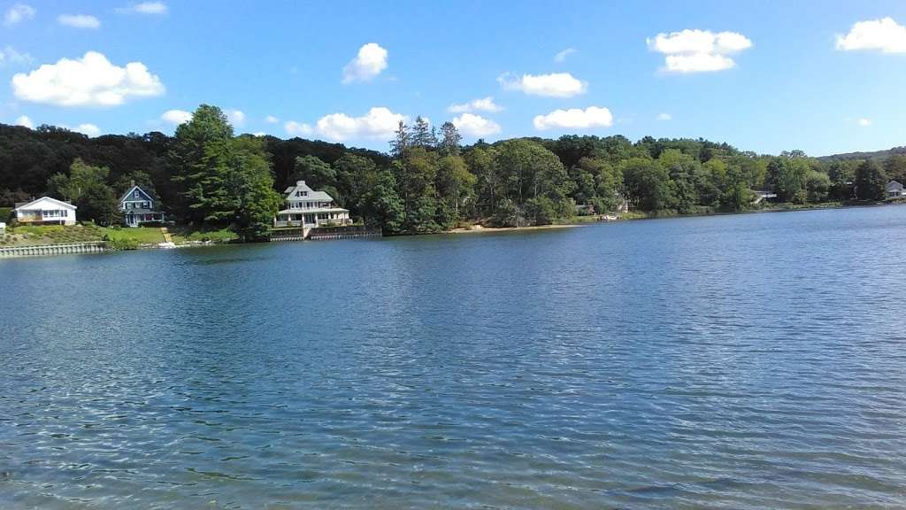 Heron Park | Mill Dam Rd, Centerport, NY 11721, USA | Phone: (631) 351-3000