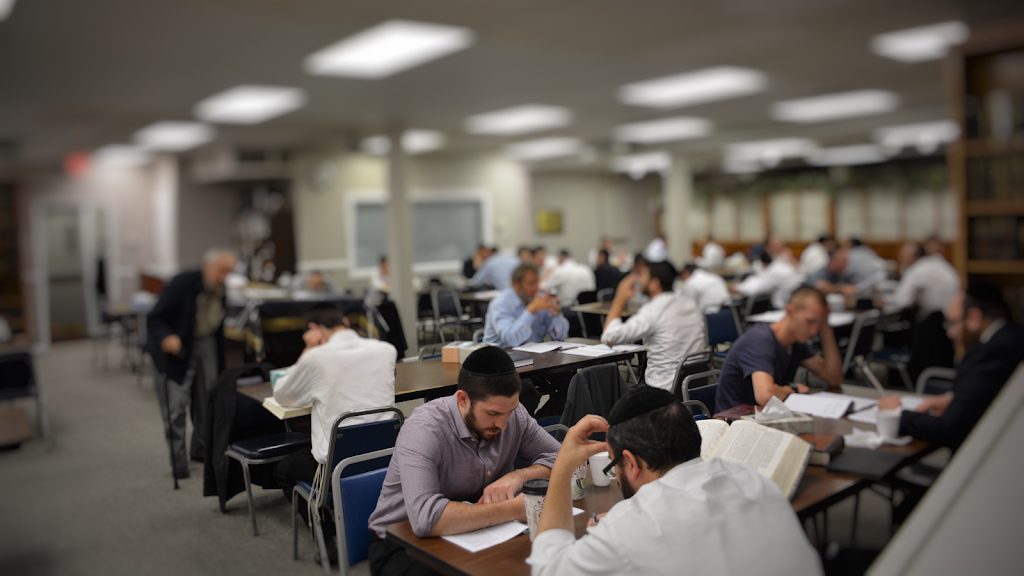 St Louis Kollel | 8200 Delmar Blvd, St. Louis, MO 63124, USA | Phone: (314) 726-6047