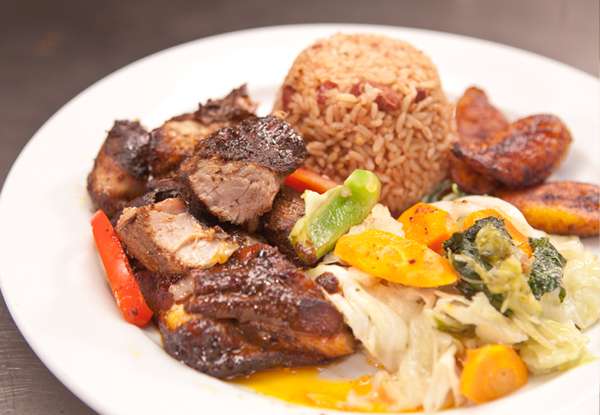 Donnas Caribbean Restaurant | 3213 North, FL-7, Margate, FL 33063, USA | Phone: (954) 972-1177