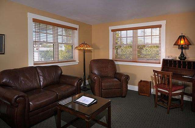 1906 Lodge | 1060 Adella Ave, Coronado, CA 92118, USA | Phone: (619) 437-1900