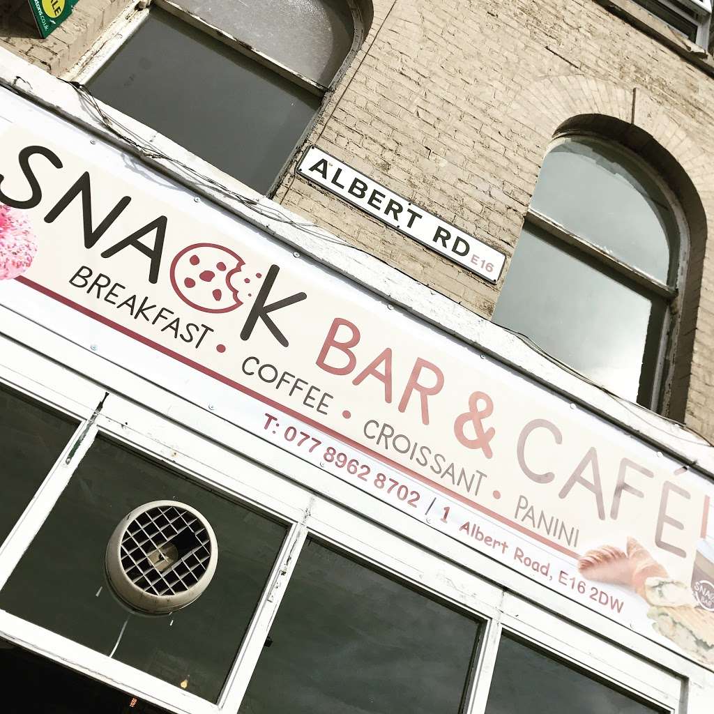 Snack Bar and Cafe | 1 Albert Rd, London E16 2DW, UK | Phone: 07789 628702