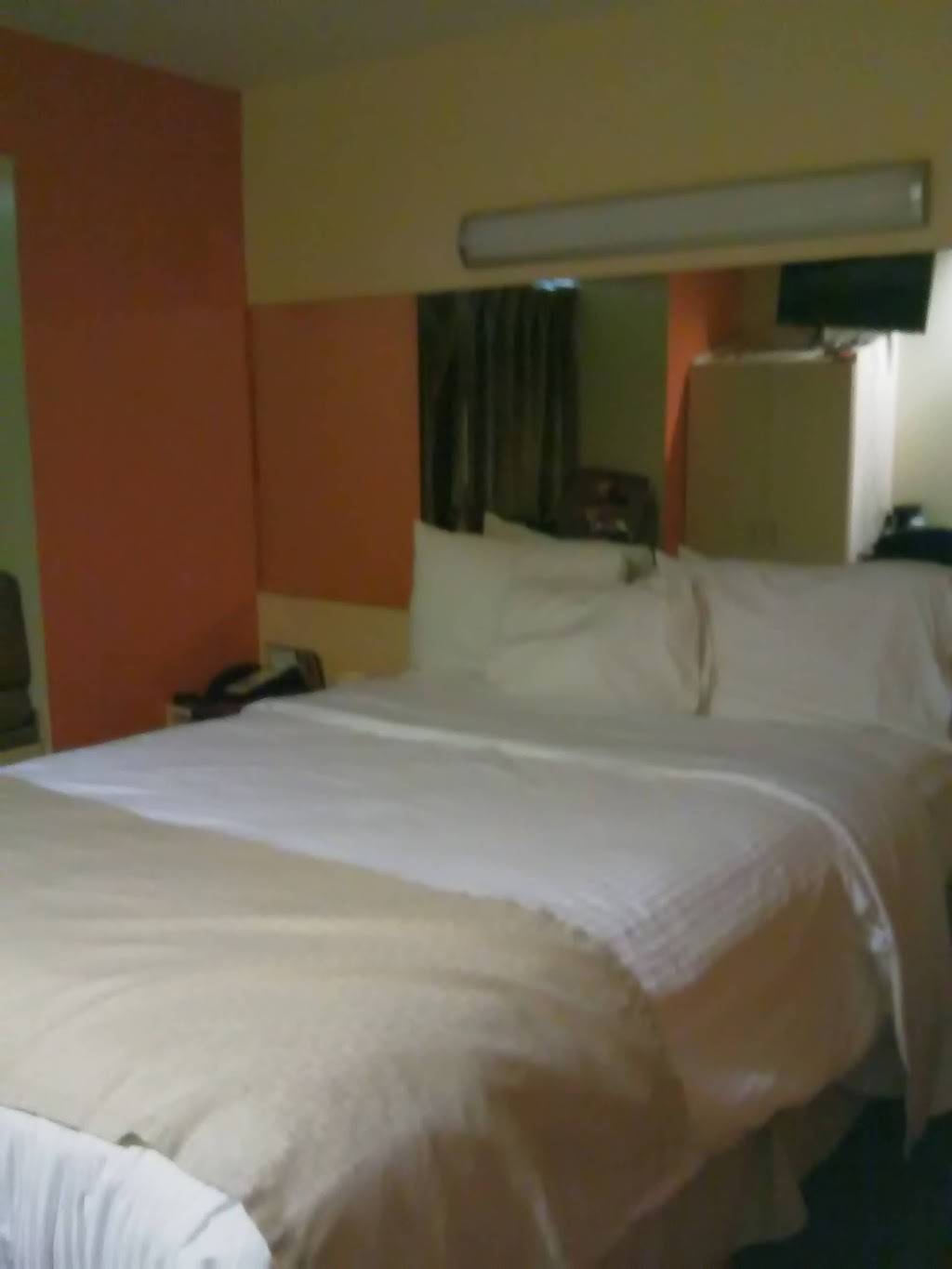Microtel Inn & Suites by Wyndham Baton Rouge | 10311 Plaza Americana Dr, Baton Rouge, LA 70816, USA | Phone: (225) 366-7947