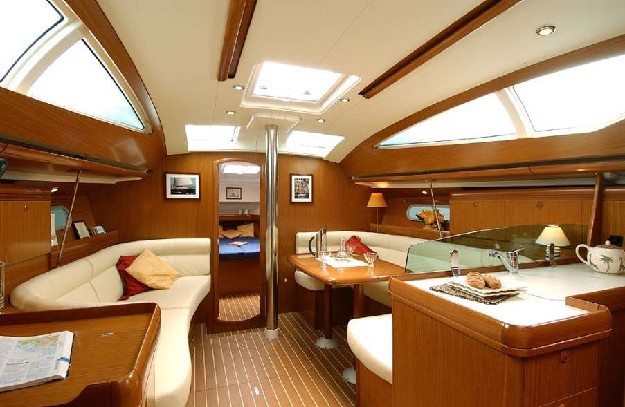 Pinnacle Yachts - Belmont Harbor | 3600 N Recreation Dr, Chicago, IL 60613, USA | Phone: (312) 896-0777