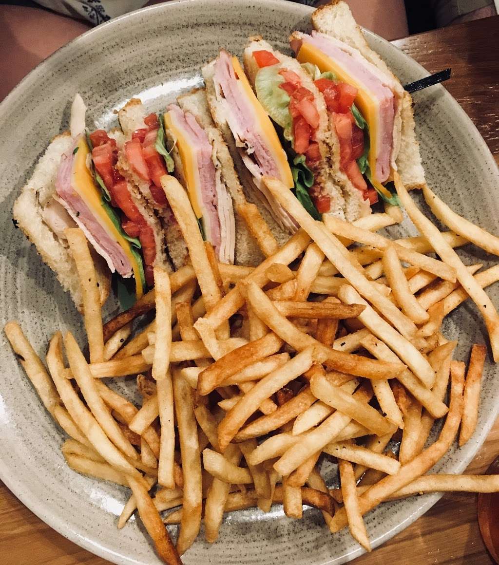 Beach House | 270 N Pompano Beach Blvd, Pompano Beach, FL 33062, USA | Phone: (954) 607-6530