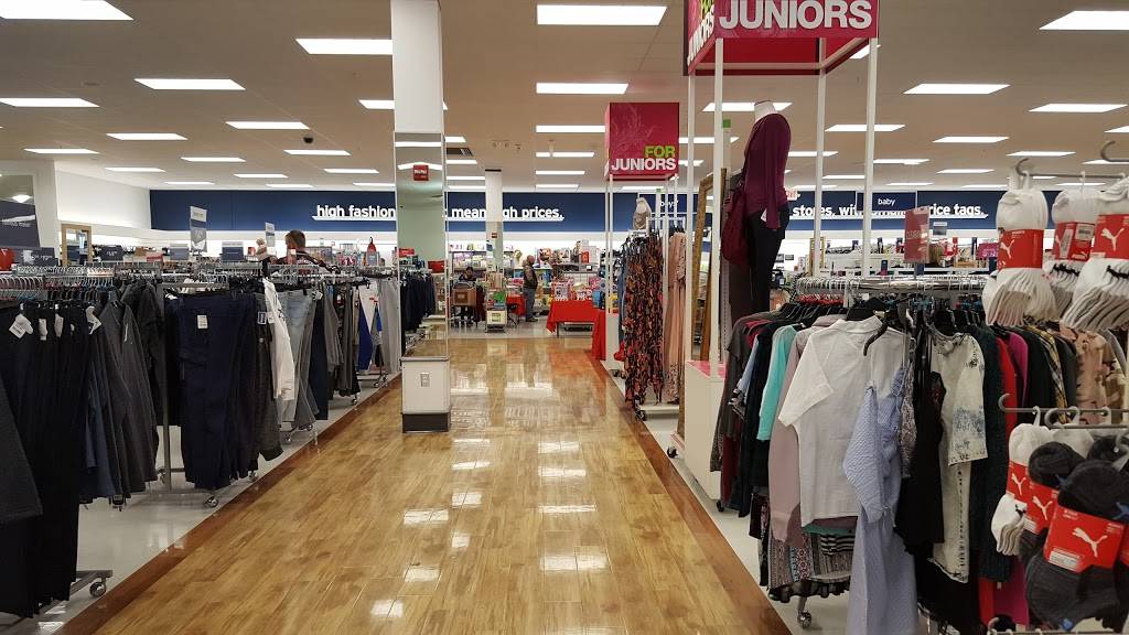 Marshalls & HomeGoods | 2933 Crescent Dr, Lincoln, NE 68516, USA | Phone: (402) 420-1659