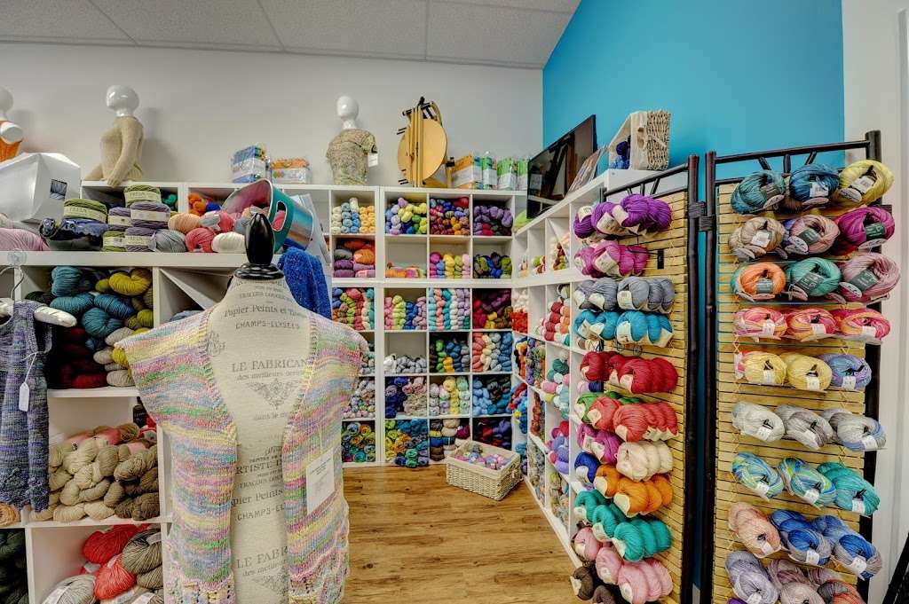 Untangled Purls | 2561 Cowan Blvd, Fredericksburg, VA 22401 | Phone: (540) 479-8382