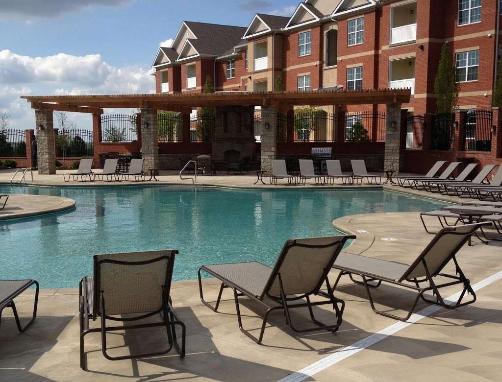 Hunters Ridge Apartments | 550 Stoneridge Dr, Lawrence, KS 66049, USA | Phone: (785) 830-8600