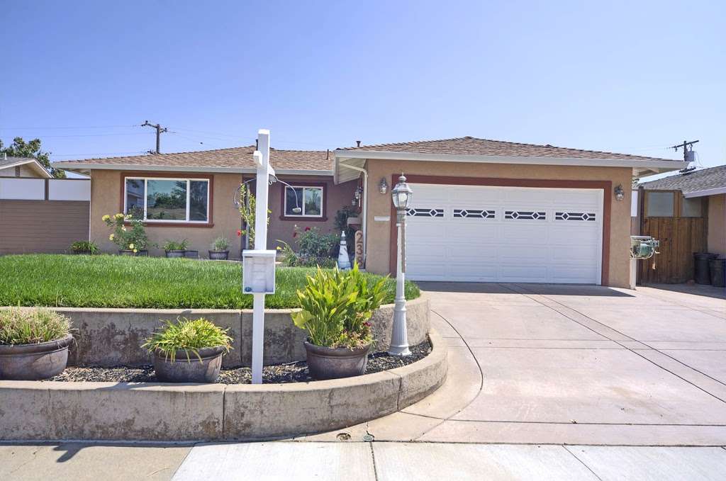 Kashif Husain with Intero Real Estate Service | 848 N Hillview Dr, Milpitas, CA 95035 | Phone: (408) 449-2426