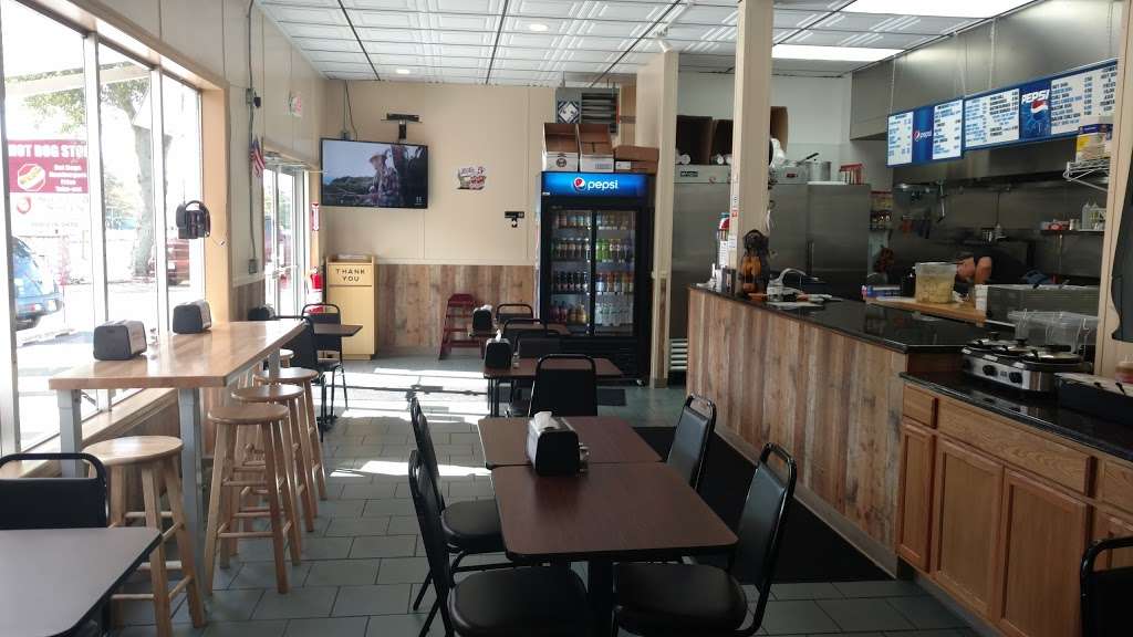 Hot Dog Stop | 1392 US-130, Windsor, NJ 08561, USA | Phone: (609) 301-7585