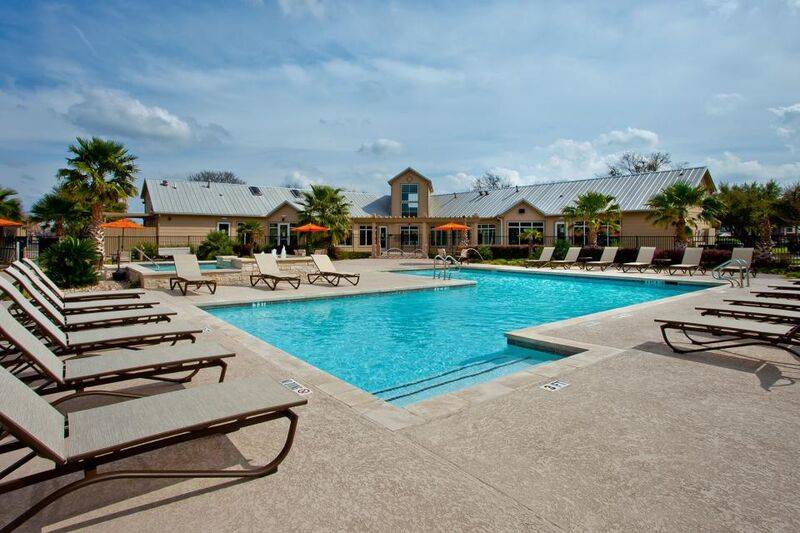 Quad West | 1600 Wickersham Ln, Austin, TX 78741, USA | Phone: (512) 385-7300