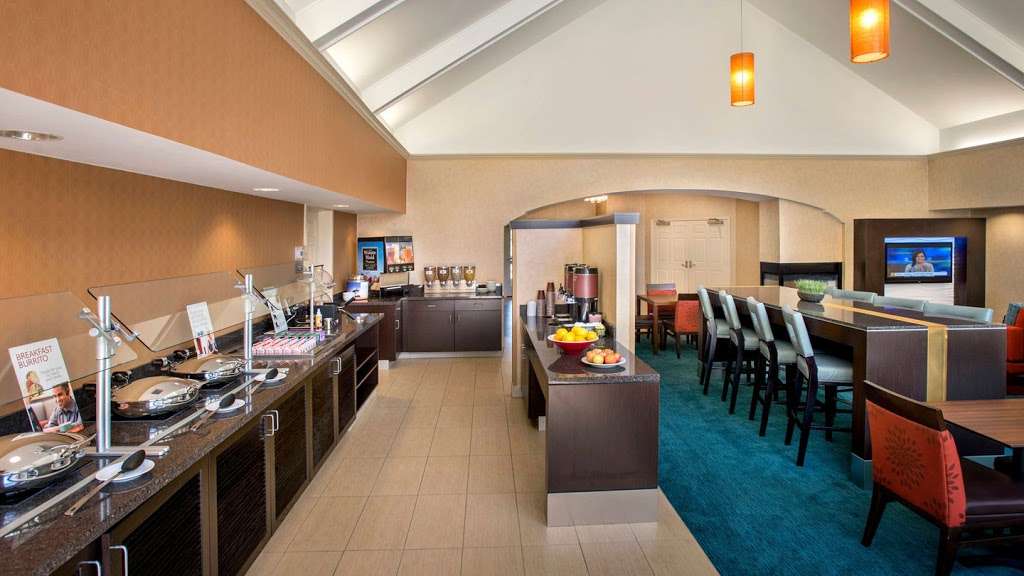 Residence Inn by Marriott Allentown Bethlehem/Lehigh Valley Airp | 2180 Motel Dr, Bethlehem, PA 18018, USA | Phone: (610) 317-2662