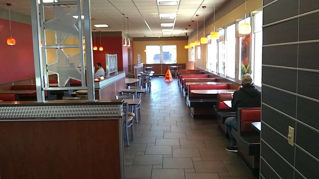 Carls Jr. | 15900 Sierra Hwy, Mojave, CA 93501 | Phone: (661) 824-2858