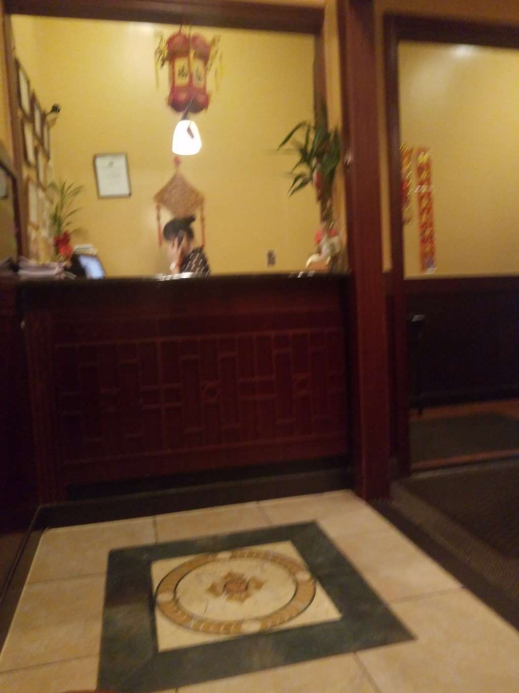 China Chef Restaurant | 160 Lawrenceville Pennington Rd, Trenton, NJ 08648, USA | Phone: (609) 895-1818