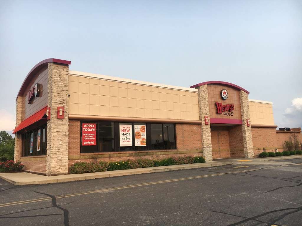 Wendys | 1915 W Jonathan Moore Pike, Columbus, IN 47201, USA | Phone: (812) 375-5164