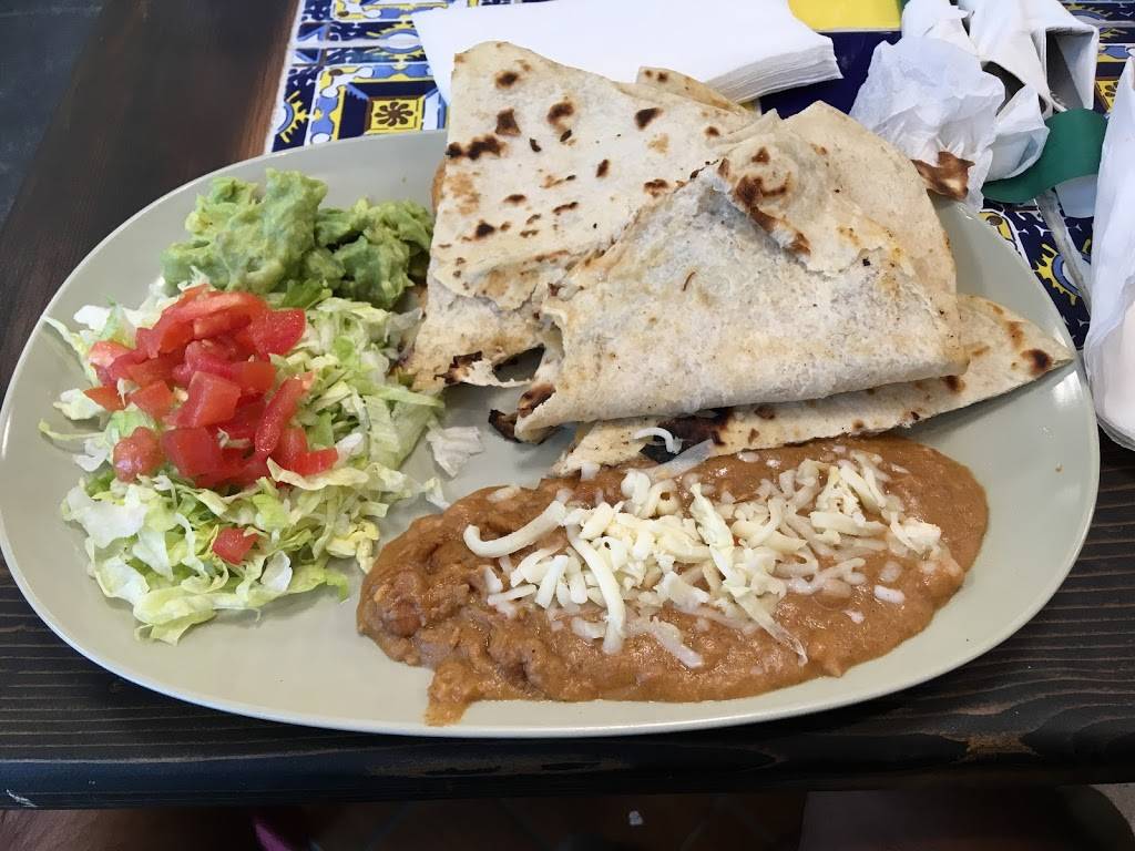 Rafas Burritos | 11310 Montana Ave, El Paso, TX 79936, USA | Phone: (915) 519-0253