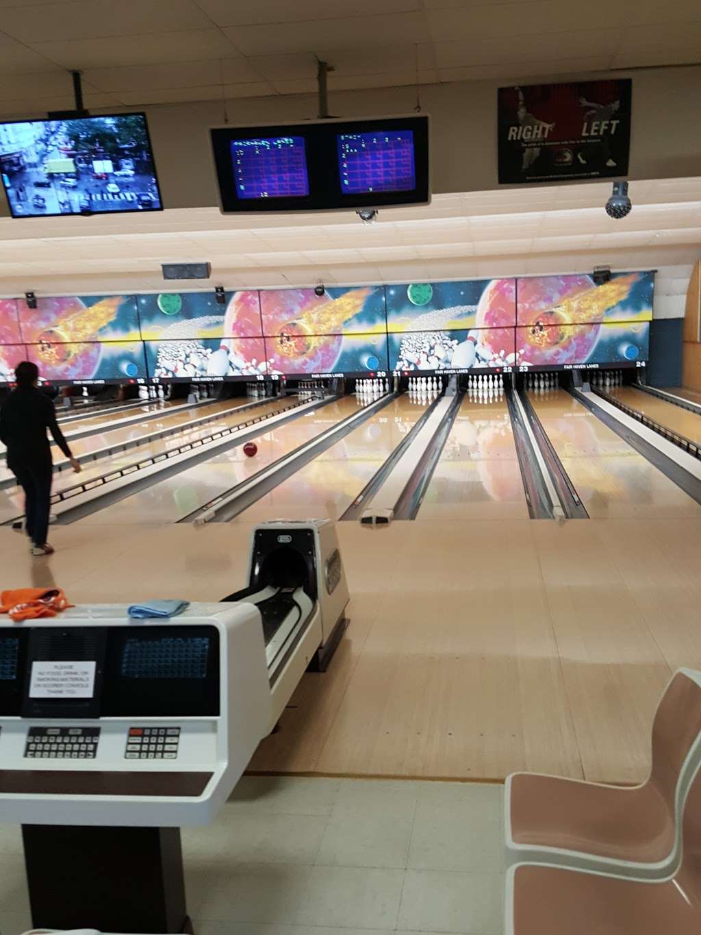 Fair Haven Lanes | 711 E Hawley St, Mundelein, IL 60060, USA | Phone: (847) 566-4110