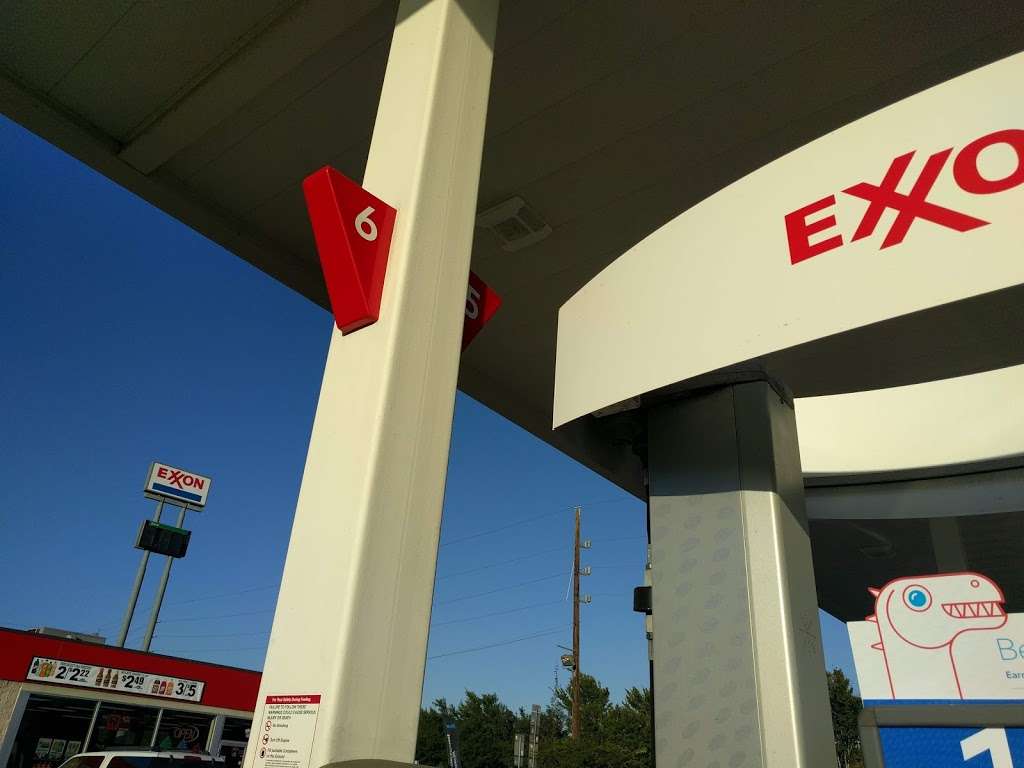 Exxon | 600 W Southline St, Cleveland, TX 77328, USA | Phone: (281) 592-8181