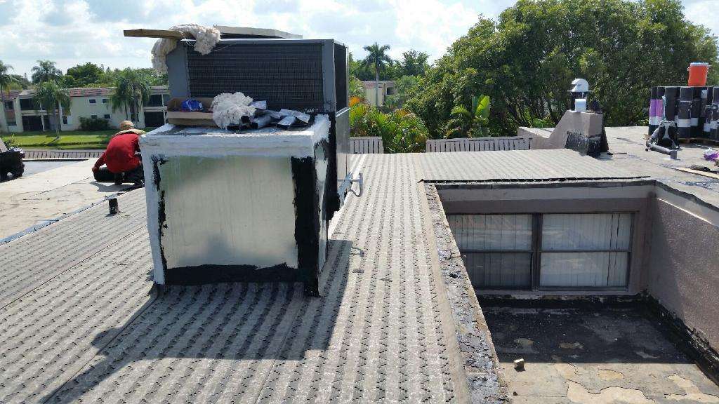 SKYTOP ROOFING LLC | 2430 NW 102nd Terrace, Pembroke Pines, FL 33026, USA | Phone: (954) 663-7287