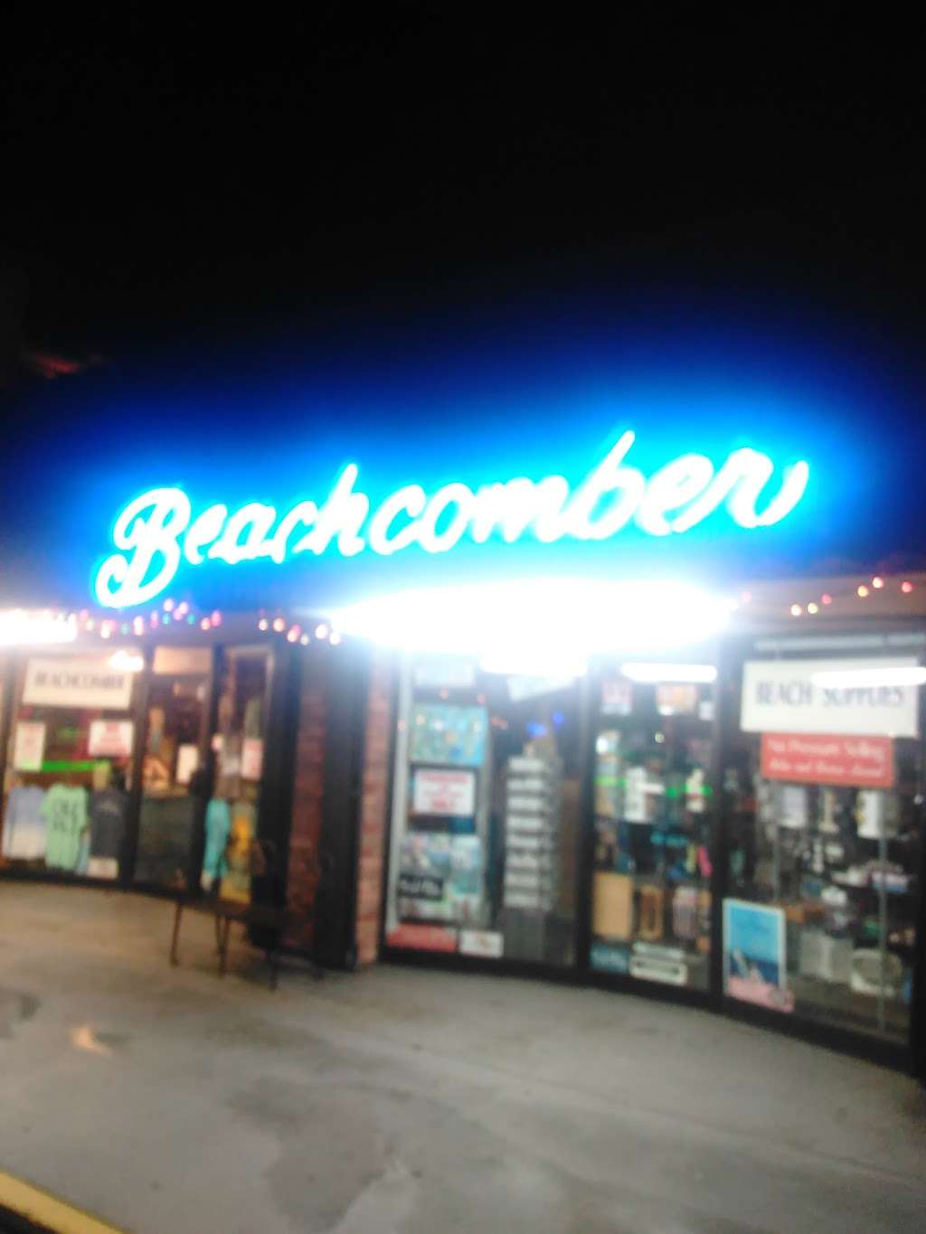 Beachcomber | 2080 NE 2nd St, Deerfield Beach, FL 33441 | Phone: (954) 421-7870