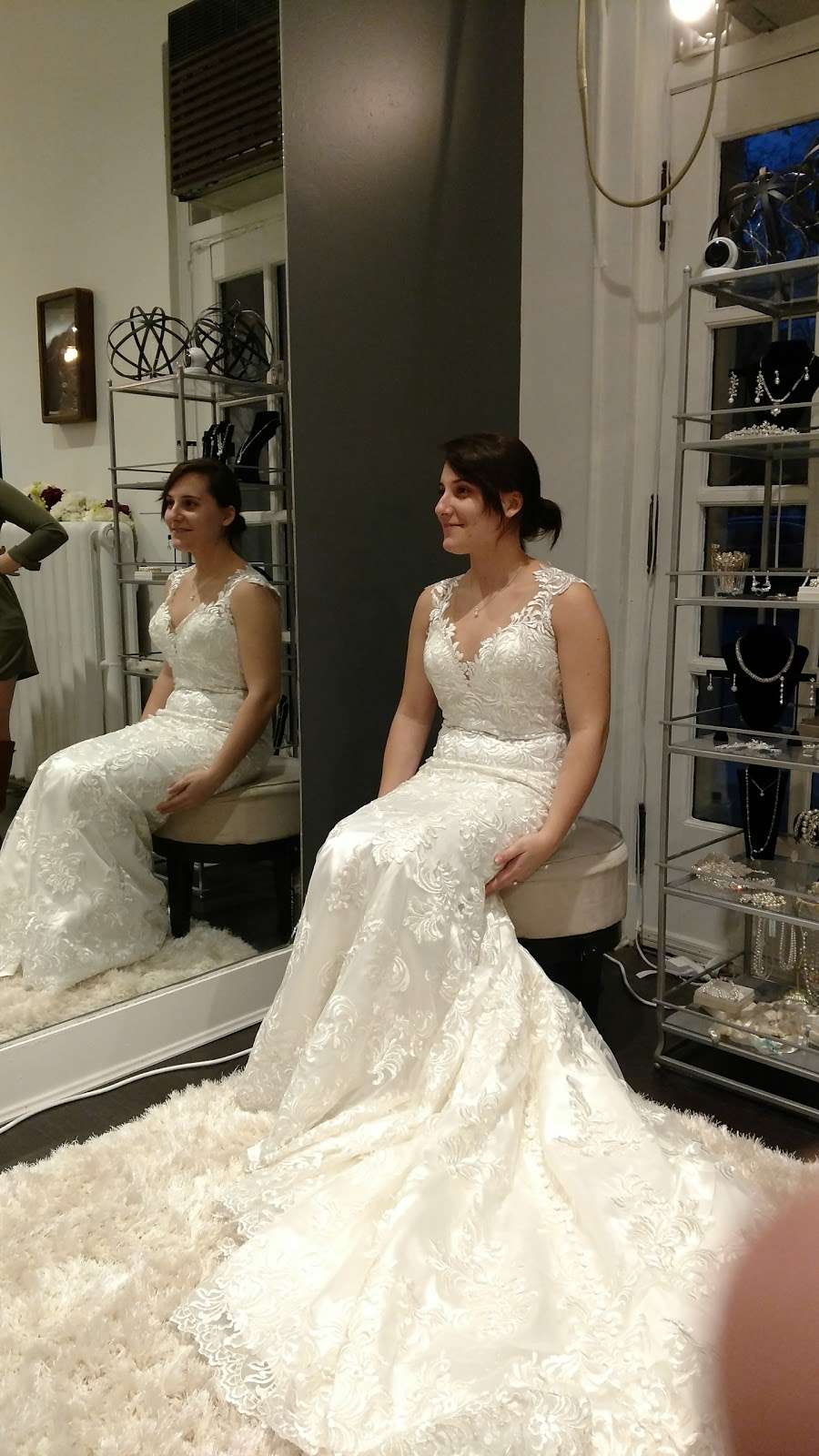 Tulle Bridal | 342 N Main St, Andover, MA 01810, USA | Phone: (978) 470-1002