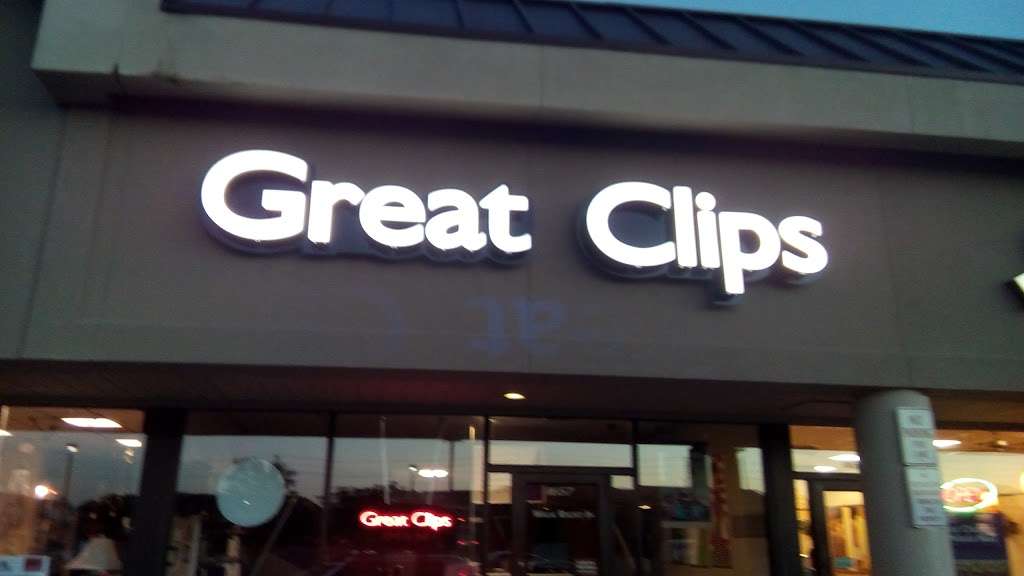 Great Clips | 11657 Fox Rd, Indianapolis, IN 46236, USA | Phone: (317) 823-7425