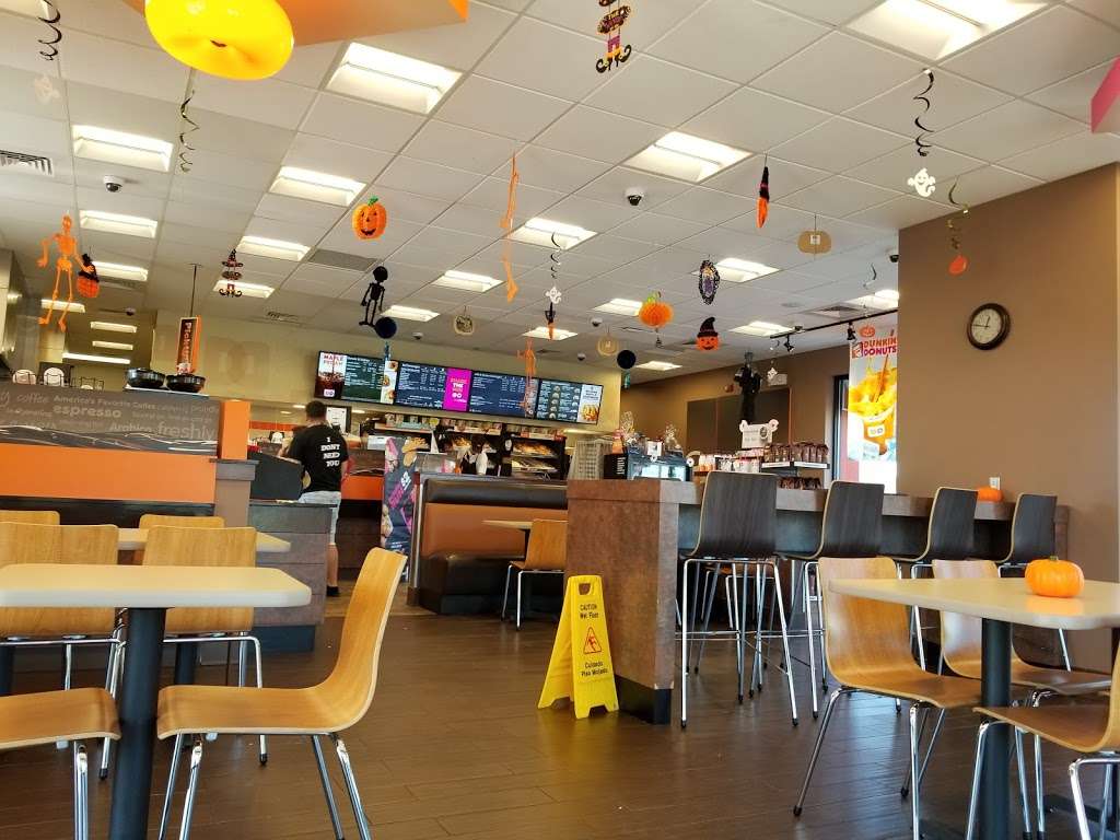 Dunkin Donuts | 10970 Broadway, Crown Point, IN 46307 | Phone: (219) 663-1050